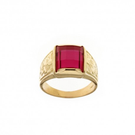 Мужское кольцо из желтого золота 18 карат 750/1000 пробы с квадратным красным камнем и боковыми украшениями