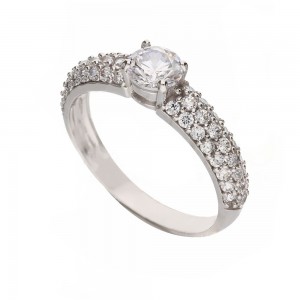 Solitaire Ring i 18K...