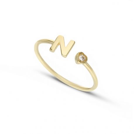 Ring med bokstaven N i 18 karat gult guld