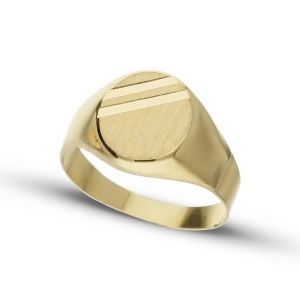 Oval Shield Ring in...