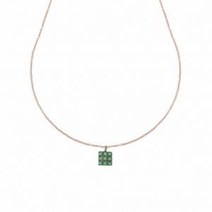 Collar con colgante...